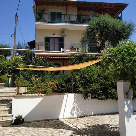 Flowers Studios Benitses (Corfu) Exterior foto