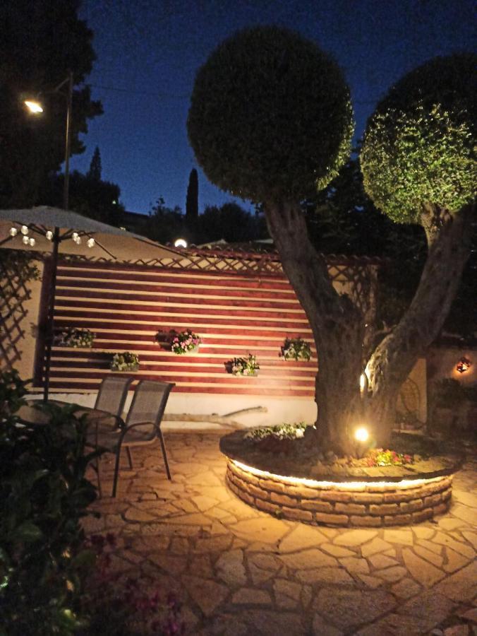 Flowers Studios Benitses (Corfu) Exterior foto